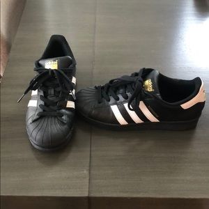 Adidas Superstar